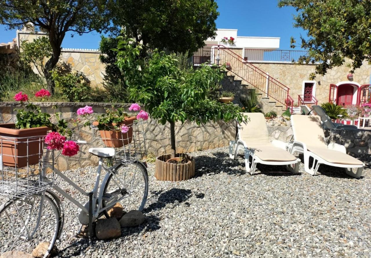 Il Giardino Delle Fate Hotel La Correggia Exterior photo